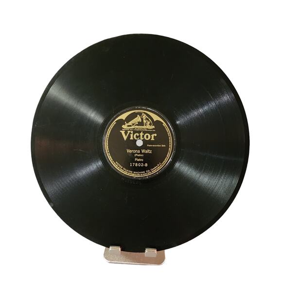 Victor Shellac 78 rpm Pietro* – Italian - A-spanish favorites / B-verona waltz - Picture 1 of 4